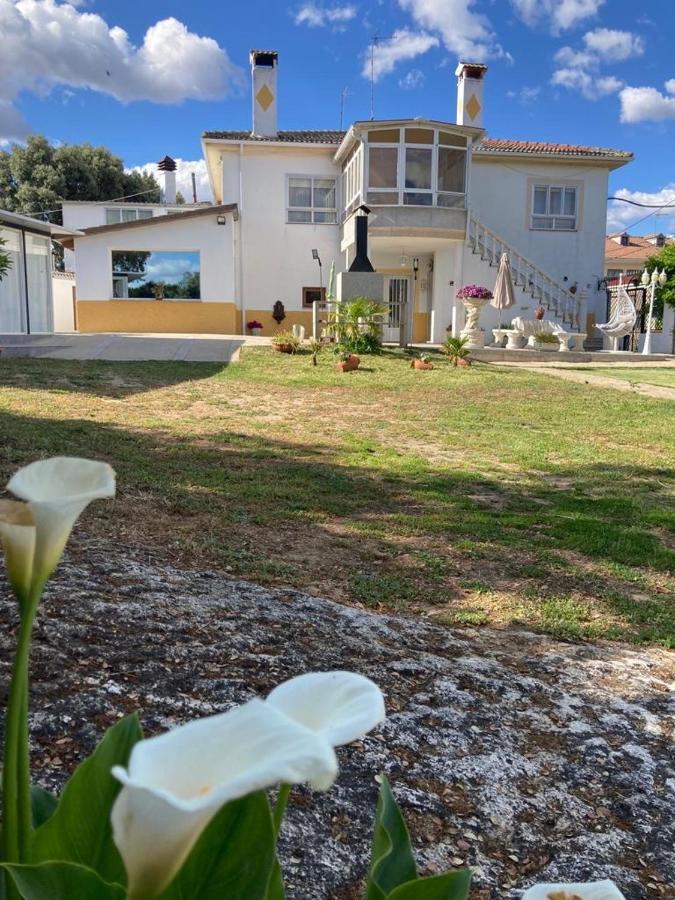 Villa Entre Encinas Moralina Екстер'єр фото